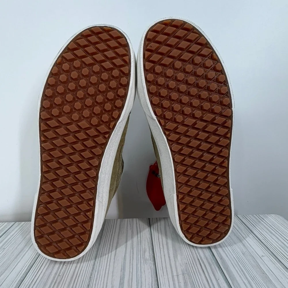 Vans Sk8-Hi MTE All Weather Suede High Top Khaki Tan Men 8/Women 9.5 NEW UNISEX